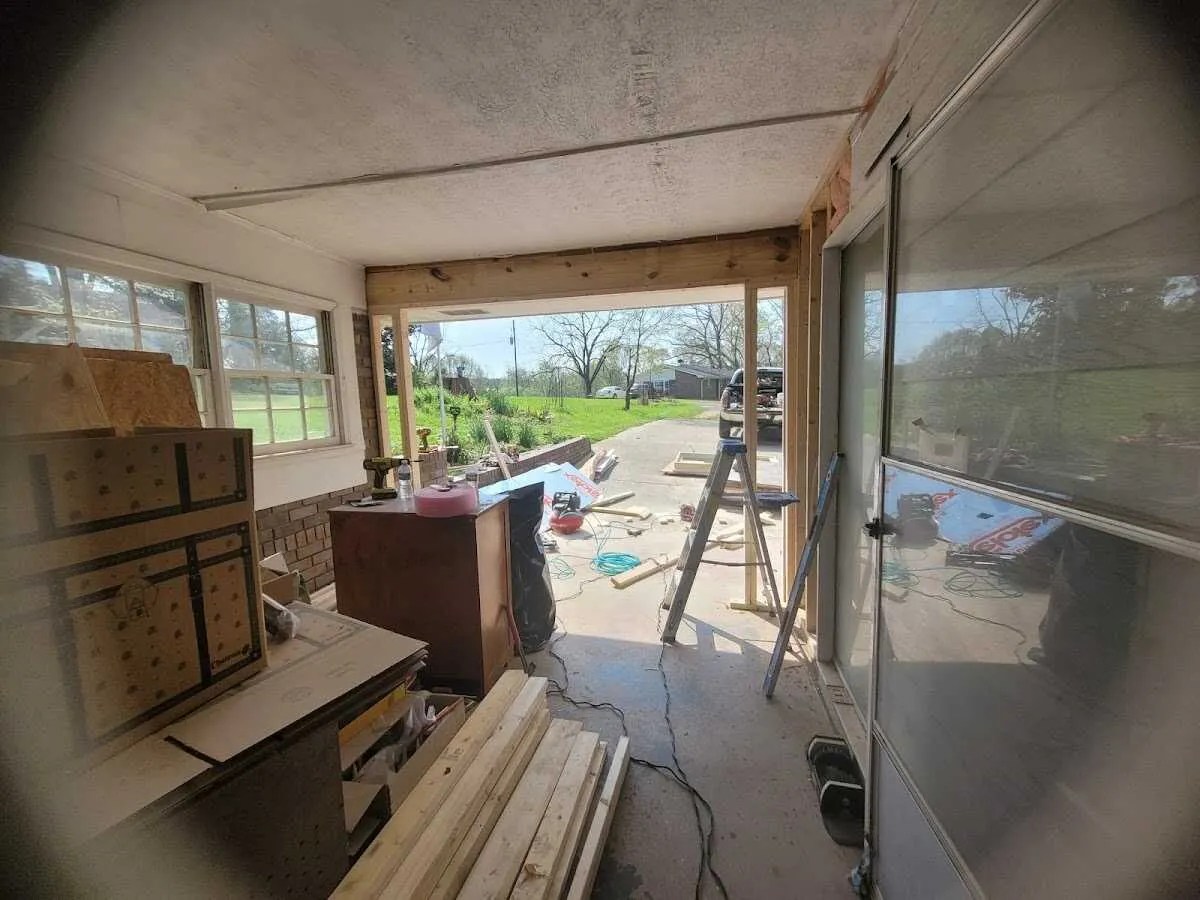 Air movers and dehumidifier for Water Mitigation Services in Southgate